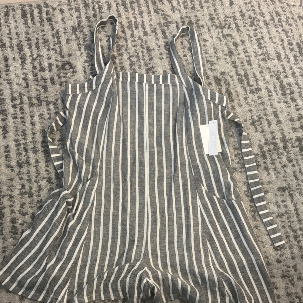 Abound Gray and White Striped Outfit